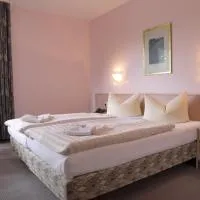 HOTEL-RESTAURANT-SPITZKRUG,位于Tiefensee的酒店