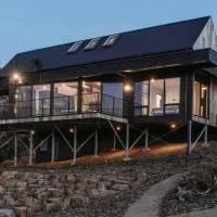 Deviot Boat House，位于Deviot的酒店