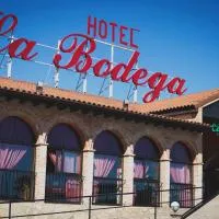 Hotel La Bodega，位于拉尔穆尼亚德多尼亚戈迪纳的酒店