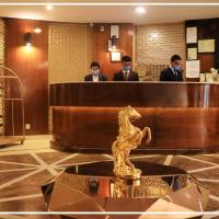 Hilton Suites Lahore，位于拉合尔M.M. Allam Road的酒店
