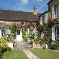 Maison Vérosia，位于Saint-Loup-de Naud的酒店