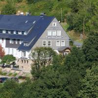 The Conscious Farmer Bed and Breakfast Sauerland，位于维林根Schwalefeld的酒店