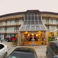 HOTEL PLAZA RIVIERA,位于马塔莫罗斯的酒店