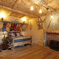chambre d'hôte medieval du vieux bourg，位于Chailloué的酒店