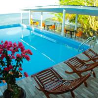 FX72 Beach Resort Maumere，位于毛梅雷毛梅雷机场 - MOF附近的酒店