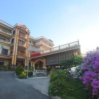 CHRYSANT HOTEL & RESORT，位于Oesapa-besar塔里机场 - KOE附近的酒店