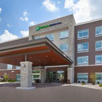 Holiday Inn Express & Suites - Grand Rapids Airport - South, an IHG Hotel，位于大急流城杰拉尔德·福特国际机场 - GRR附近的酒店