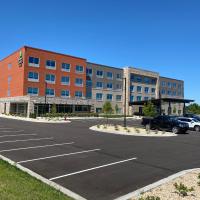 Holiday Inn Express & Suites - Madison West - Middleton, an IHG Hotel，位于米德尔顿的酒店