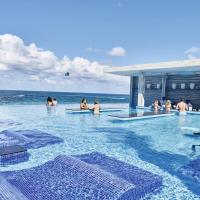 Riu Palace Paradise Island - Adults Only - All Inclusive，位于拿骚的酒店