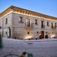Palacio de Samaniego，位于萨马涅戈的酒店