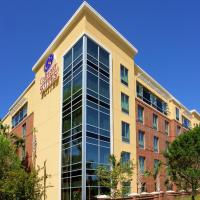 Comfort Suites Charleston West Ashley，位于查尔斯顿West of the Ashley的酒店