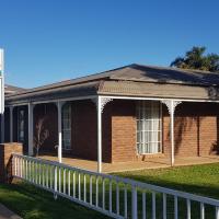 Centrepoint Motel Deniliquin，位于德尼利昆德尼利昆机场 - DNQ附近的酒店