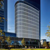 Crowne Plaza - Warsaw - The HUB, an IHG Hotel，位于华沙沃拉的酒店