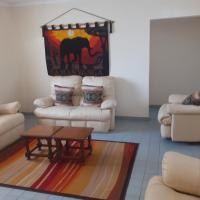 Beautiful 2-Bedroomed Guest Cottage in Harare，位于哈拉雷的酒店