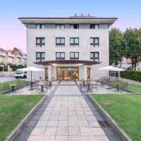 Hospedium Hotel Sky Blu Loiu，位于洛乌的酒店