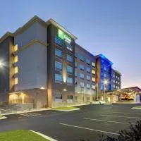 Holiday Inn Express & Suites Charlotte Southwest by IHG，位于夏洛特的酒店