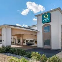 Quality Inn Zephyrhills-Dade City，位于泽弗希尔斯Zephyrhills Municipal Airport - ZPH附近的酒店