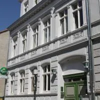 Restaurant & Hotel Olive，位于格赖夫斯瓦尔德的酒店