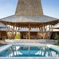 Maringi Sumba by the Sumba Hospitality Foundation，位于Waikelo的酒店