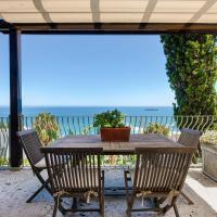 Villa del Mar - "Luxurious en-suite bedroom with lounge and stunning sea view balcony in Bantry Bay"，位于开普敦班特里湾的酒店