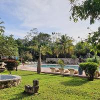 Hotel Puerta Chichen，位于奇琴伊察奇琴伊查国际机场 - CZA附近的酒店