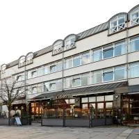 美帝酒店,位于伊凯斯特的酒店