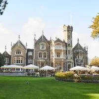 Oakley Court，位于温莎的酒店