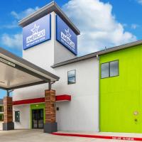 Americas Best Value Inn & Suites Kingwood IAH Airport，位于金伍德的酒店