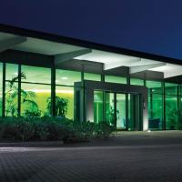 Roffey Park Venue，位于霍舍姆的酒店