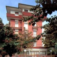 HOTEL ROSSINI，位于里米尼维塞尔贝拉的酒店