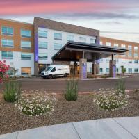 Holiday Inn Express & Suites - Phoenix - Airport North, an IHG Hotel，位于凤凰城驼峰东的酒店