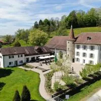 Château Salavaux,位于Salavaux的酒店