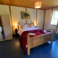 The Cosy Cabin，位于斯温福德爱尔兰西部诺克机场 - NOC附近的酒店