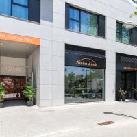 Arena Zone Hotel，位于瓦伦西亚Quatre Carreres的酒店