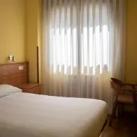 Alda Estación Oviedo，位于奥维多的酒店