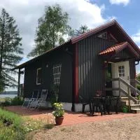 Joarsbo, Stuga 2, Gårdsstugan，位于Kalv的酒店