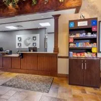 马歇尔康福特茵套房酒店，位于马绍尔的酒店