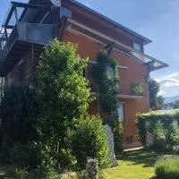 MILLIEs hosting - Familienurlaub mit Hund in Kärnten，位于Sankt Paul im Lavanttal的酒店