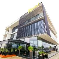 N Hotel BY NOSHI，位于Rinas的酒店