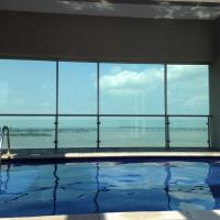River View Suites Guayaquil，位于瓜亚基尔Puerto Santa Ana的酒店