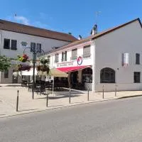 LE CHAPON BRESSAN，位于Branges的酒店