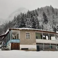 Laia's Guesthouse,位于Khaishi的酒店