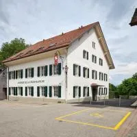 Auberge La Croix-Blanche，位于Gingins的酒店