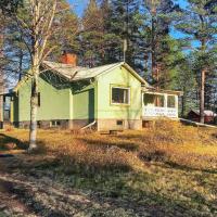 Vintage Forest Retreat-By Traum，位于RörbäcksnäsScandinavian Mountains Airport - SCR附近的酒店