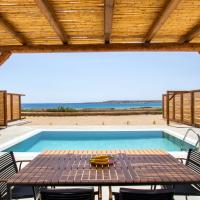 Cato Agro 3, Seafront Villa with Private Pool，位于卡尔帕索斯卡尔帕索斯机场 - AOK附近的酒店