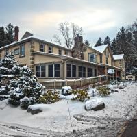 Woodfield Manor - A Sundance Vacations Property，位于Cresco的酒店
