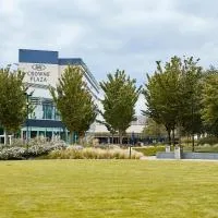 Crowne Plaza Reading，位于雷丁的酒店
