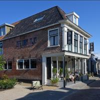 Zee van Tijd Holwerd，位于霍尔沃德的酒店