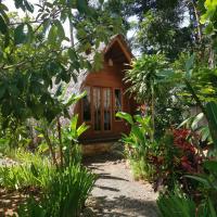 Coconut Tree Cottages，位于巴图卡拉Cijulang Nusawiru Airport - CJN附近的酒店