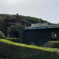 Hostatgeria i Restaurant Coll de Condreu，位于莱斯普拉内斯德奥斯托莱斯的酒店